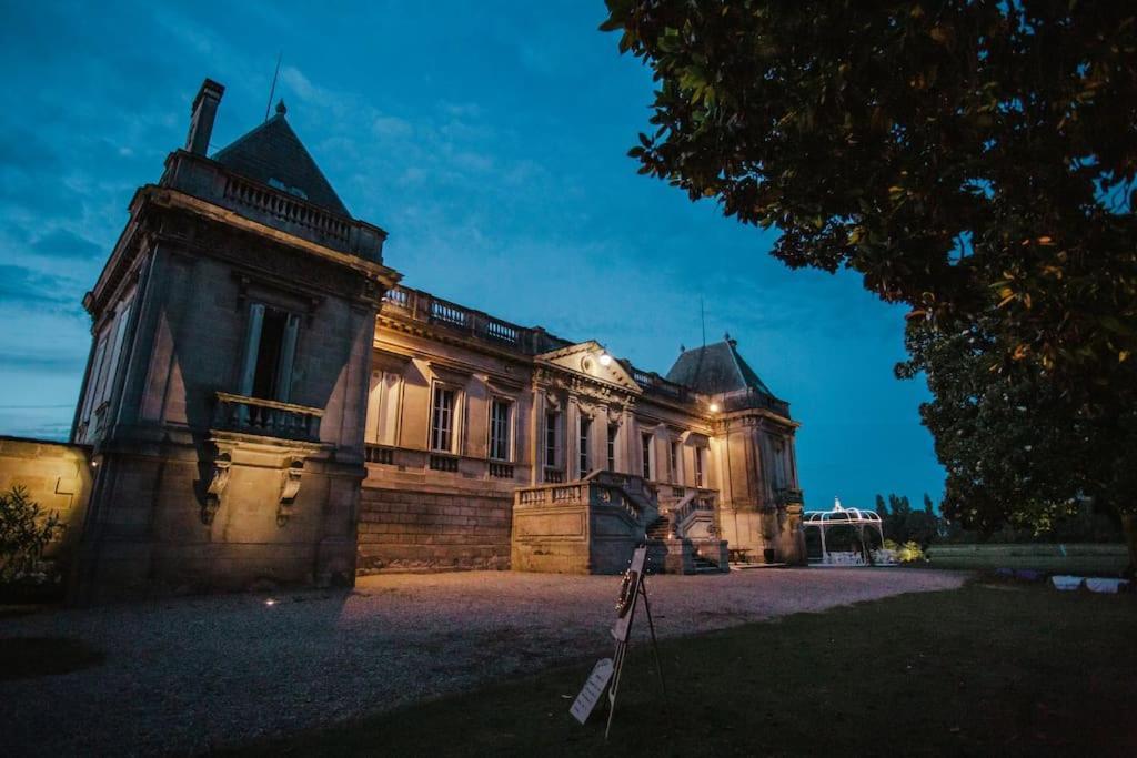 Chateau Couffins Asques Buitenkant foto