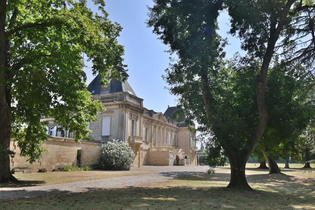Chateau Couffins Asques Buitenkant foto